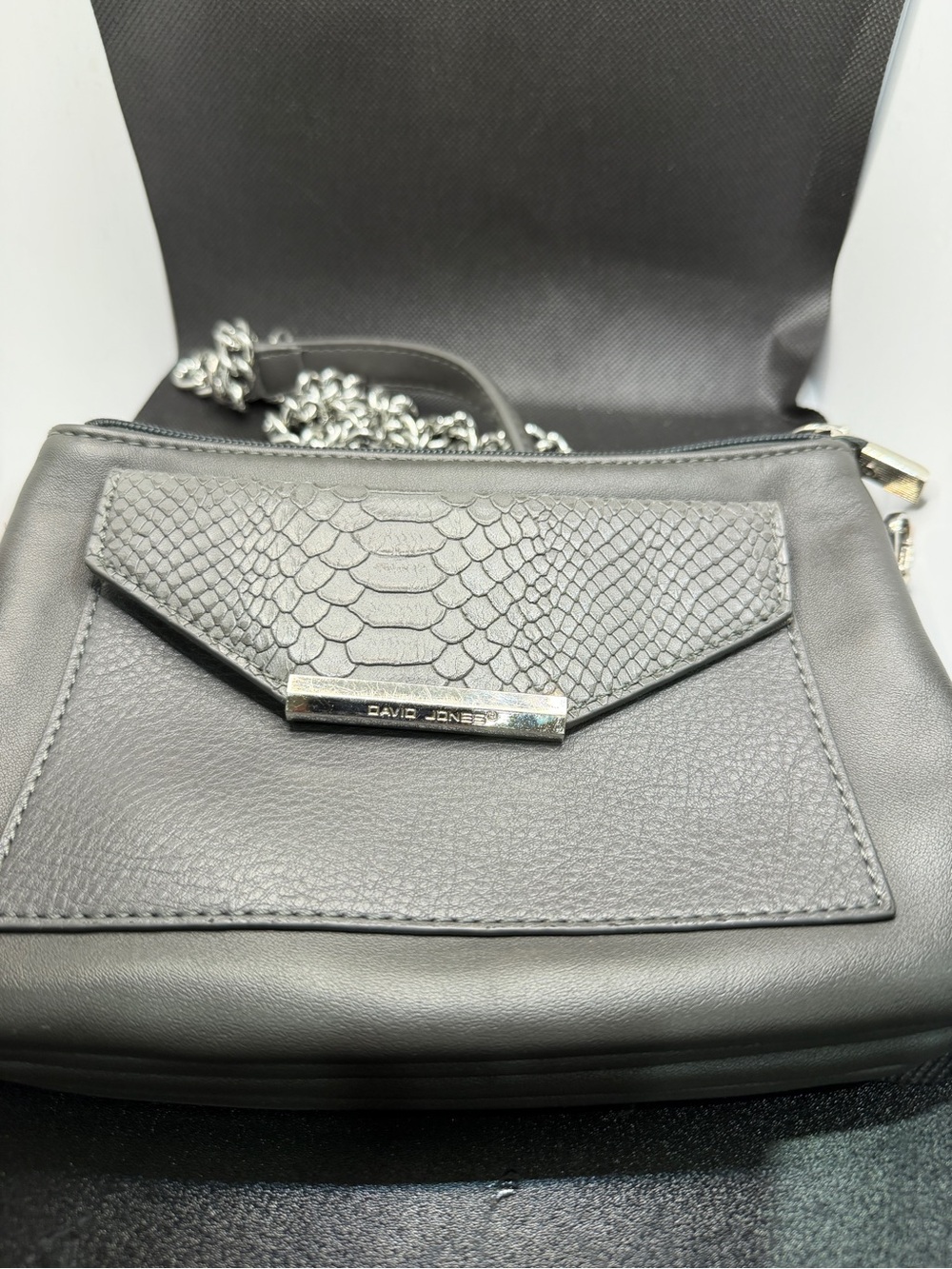 David Jones grey Faux Snake Chain Shoulder Bag Y2K Mini Purse